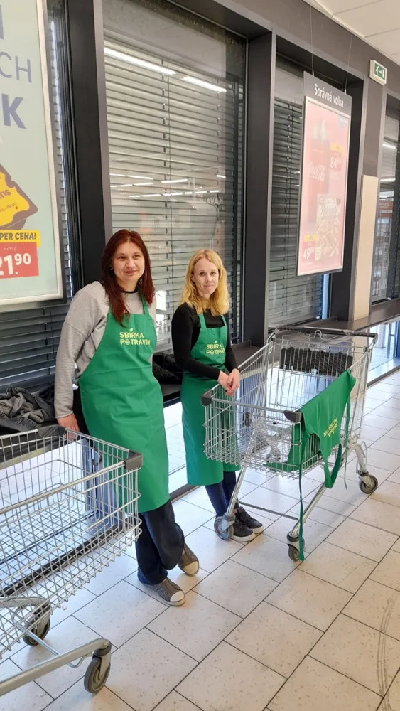 Jihlavská charita věnuje klientům půl tuny potravin a drogerie. Slabší výsledek sbírky se dal čekat, říká koordinátorka