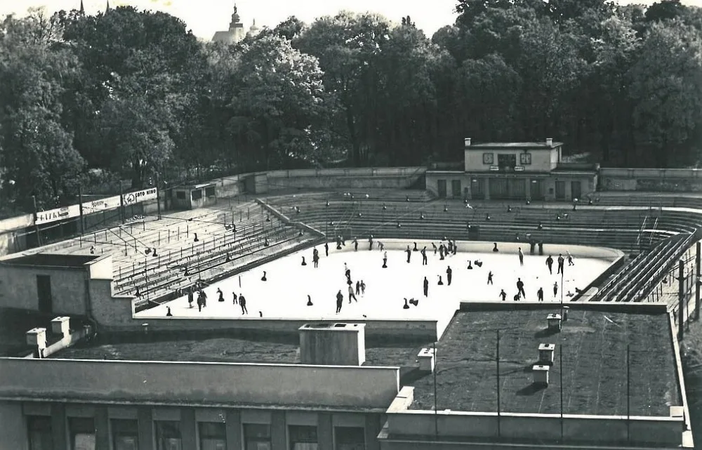 Horácký zimní stadion ještě bez střechy