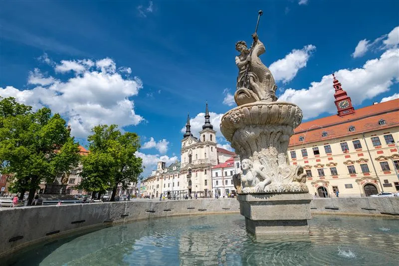 Ryby na horní kašně nechrlí vodu, doba opravy se zatím nedá určit