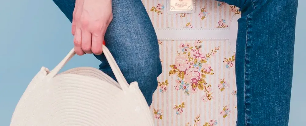 Jak si sbalit kosmetiku na dovolenou chytře? Využijte mini produkty na cesty