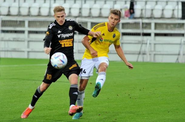 Jihlava prohrála s Varnsdorfem 2:1 a propadá se do středu tabulky