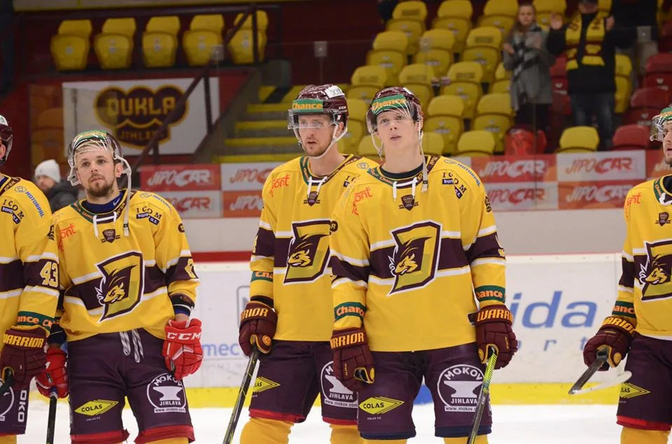Dukla vedení proti Sokolovu neudržela, po druhé porážce v řadě klesla na deváté místo