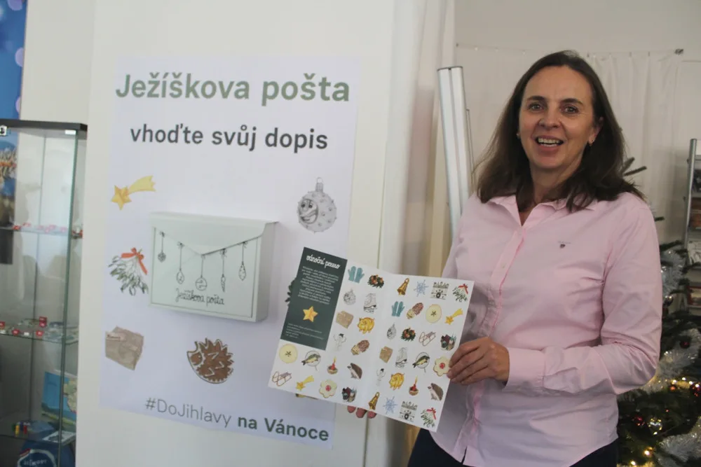 Ježek, kam se podíváš. Jihlava otevřela nové informační centrum se schránkou pro Ježíška