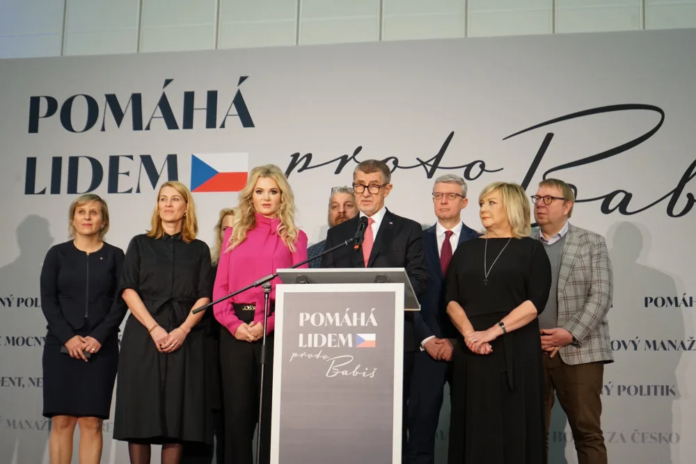 Babiš čeká kompro od novinářů. Až budete vytvářet fotomontáž milenky, jsem na blondýny, pronesl
