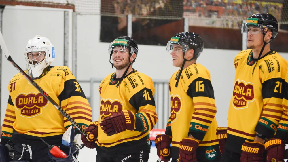 Dukla je v hlubokém útlumu, prohrála i s posledními Pardubicemi. V tabulce je desátá