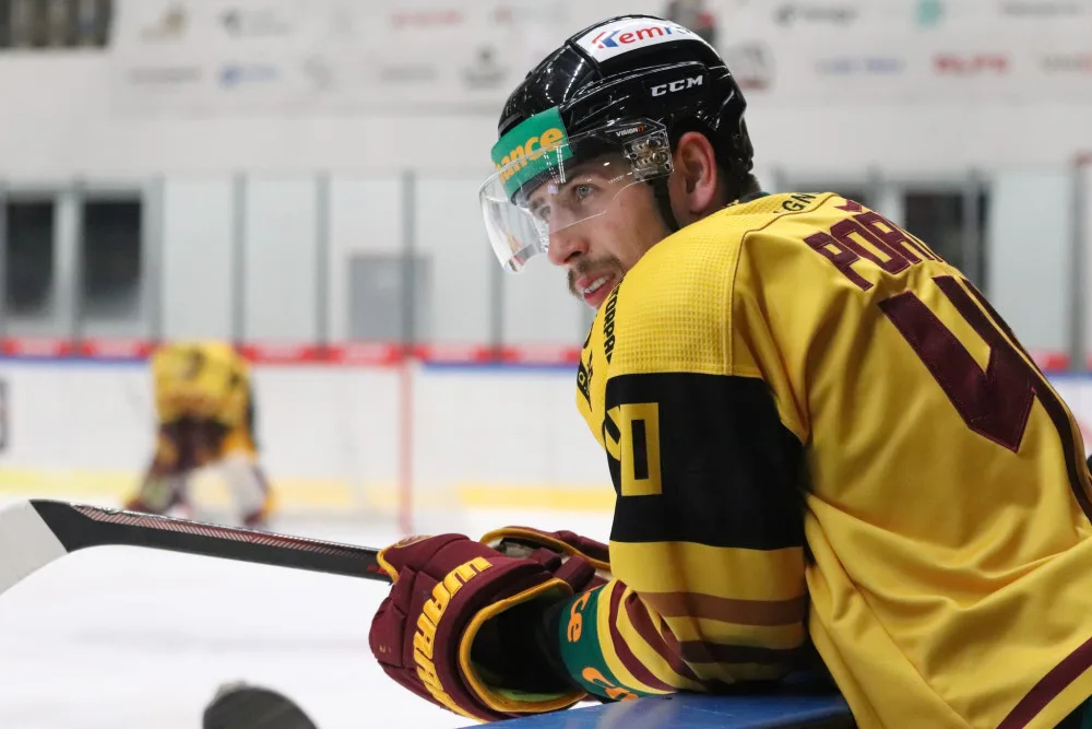 Dukla prohrála popáté v řadě, proti rozjeté Slavii však brala aspoň bod. V tabulce je devátá