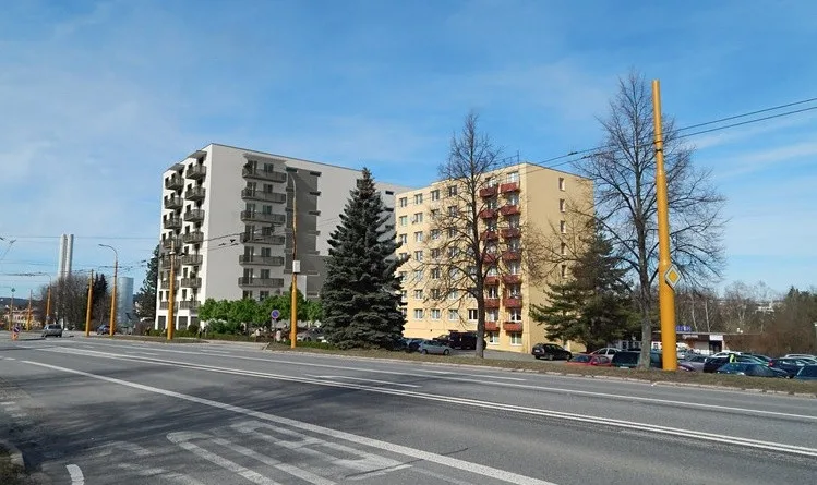 Bytový dům u bývalého Hotelu Jihlava bude dokončen na konci roku 2024. Garsonka vyjde na 4,5 milionu korun