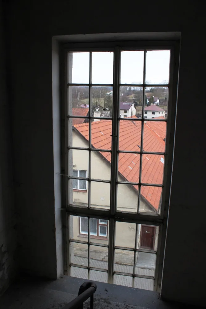 VIDEO: Dřív hospoda, teď velké rodinné byty. Nahlédněte do domu v Dolní Cerekvi, který čeká rekonstrukce