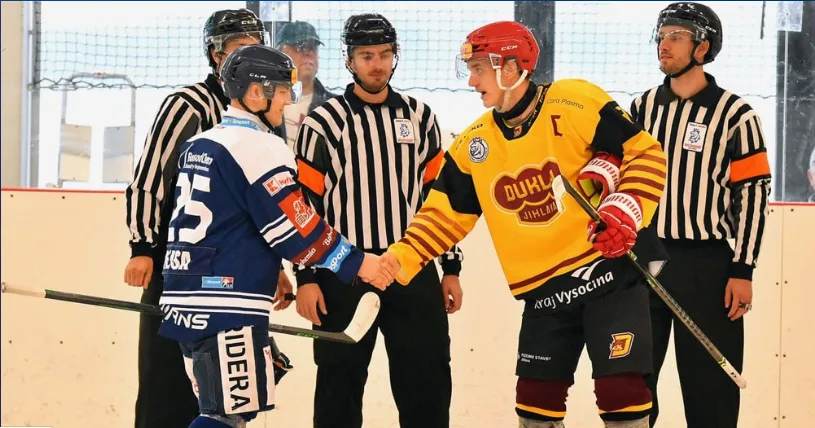 Junioři Dukly poprvé v historii postoupili do semifinále extraligy, favorizované Vítkovice porazili i potřetí