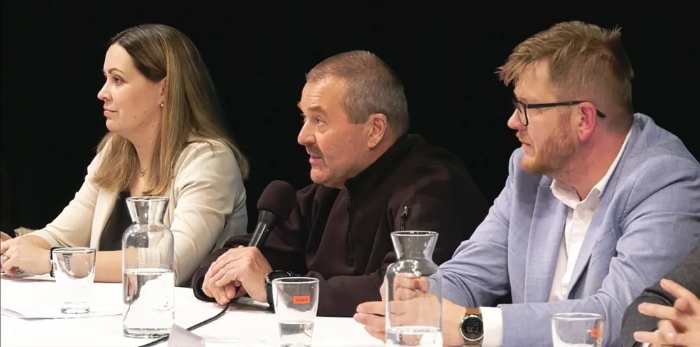 (Zleva) Kateřina Fuxová, Jen Frenc, Petr PIáček