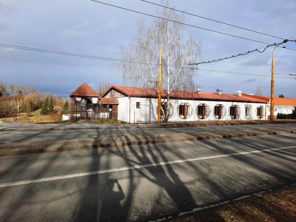 Hledá se další využití budovy bývalé vývařovny v Okružní. Ve hře je třeba ordinace pro dětského lékaře