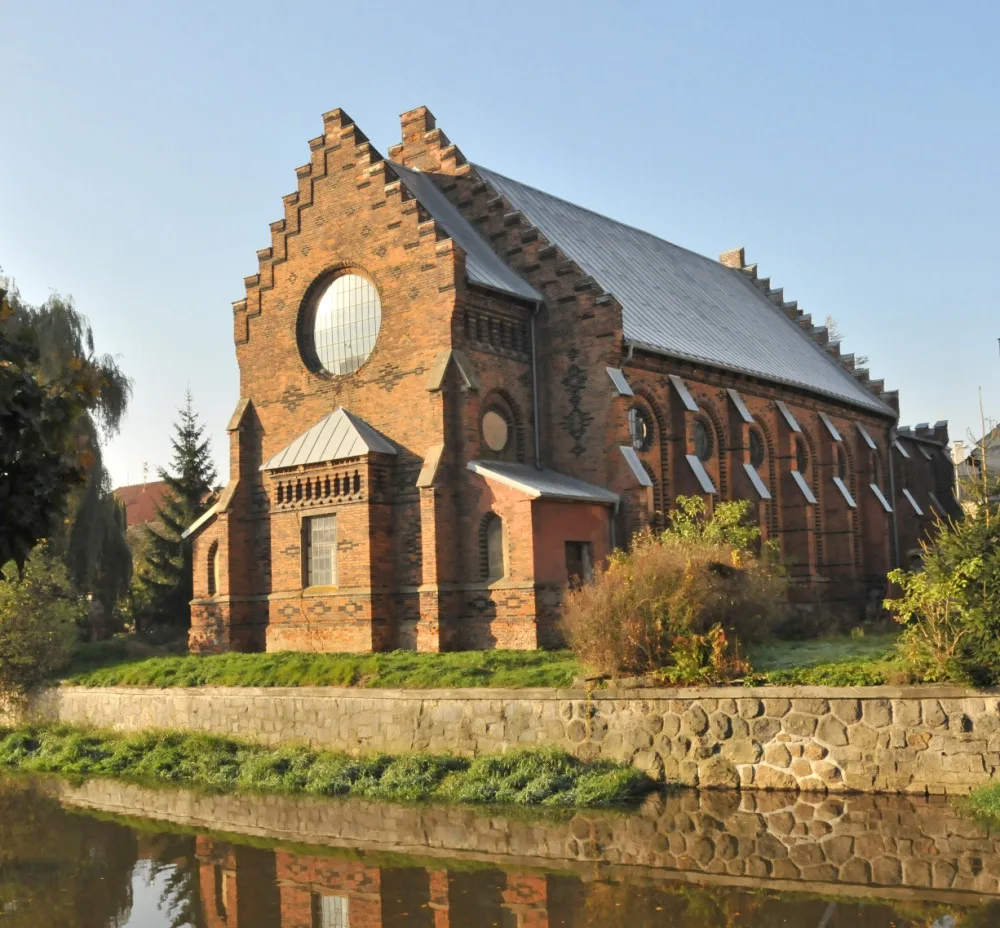 Nová synagoga v roce 2013, autor: Jiří Michlíček