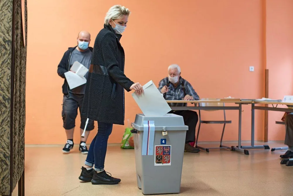 Volby by aktuálně vyhrálo ANO. Mimo Sněmovnu by zůstala KDU-ČSL i KSČM