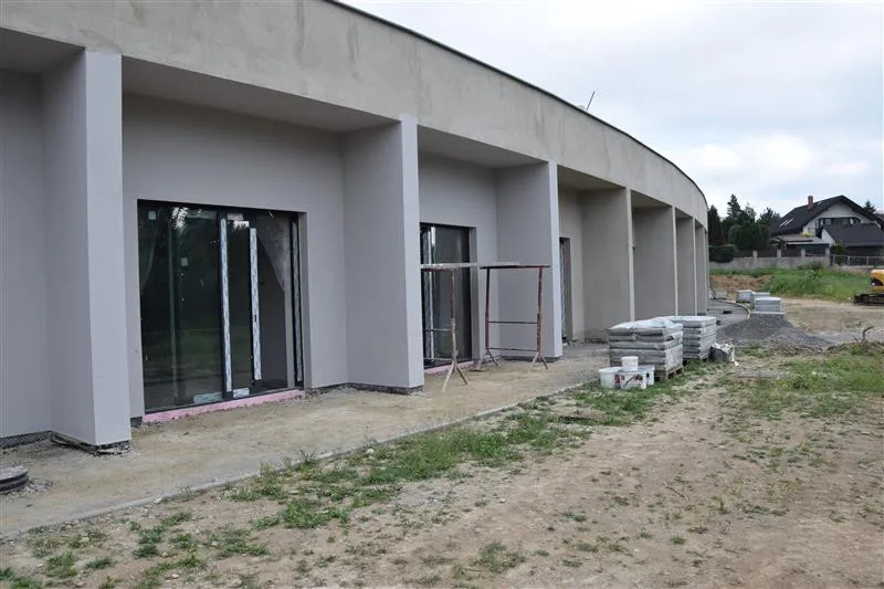 Podívejte se, jak pokračuje stavba krajského hospice. V pondělí se začnou betonovat podlahy