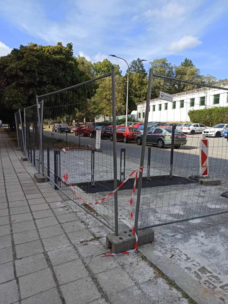 ANKETA: V Jihlavě vznikají vylepšená kontejnerová stání. Radnice na ně letos vyčlenila více než 4,5 milionu