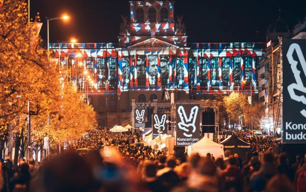 Na co se těšit 17. listopadu? Festival svobody znovu přinese koncerty, debaty, vzpomínkové akce a mnoho dalšího. Zapojte se, vyzývá