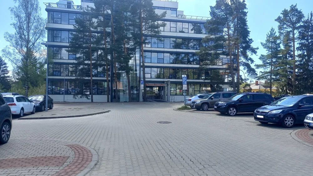 Parkování v lokalitě za budovou E