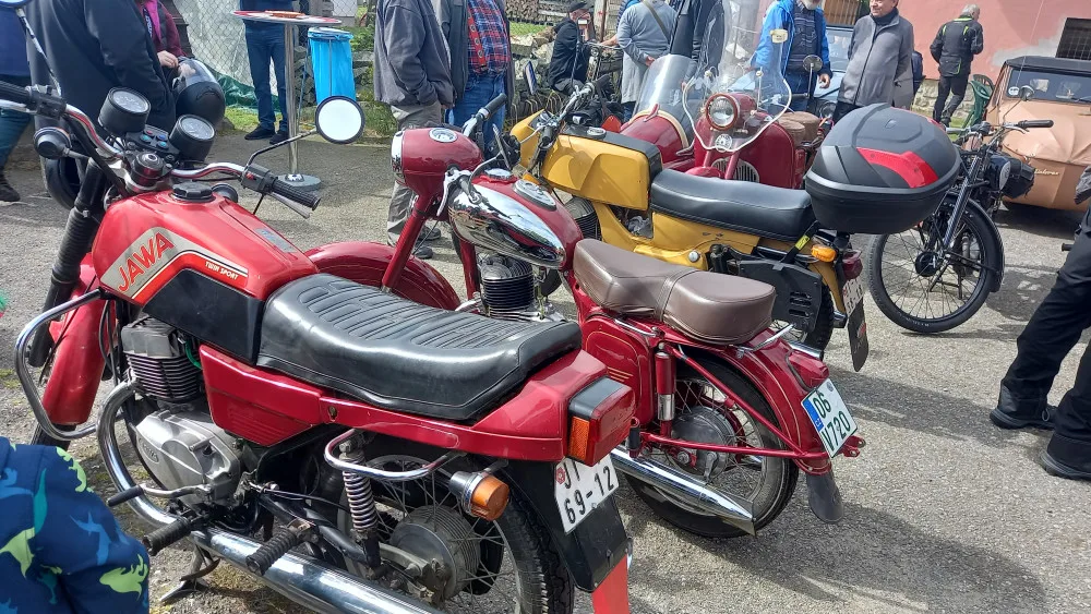 Okolím Telče projely stroje z minulého tisíciletí, letošní účast byla slušná a jelo se na Javořici
