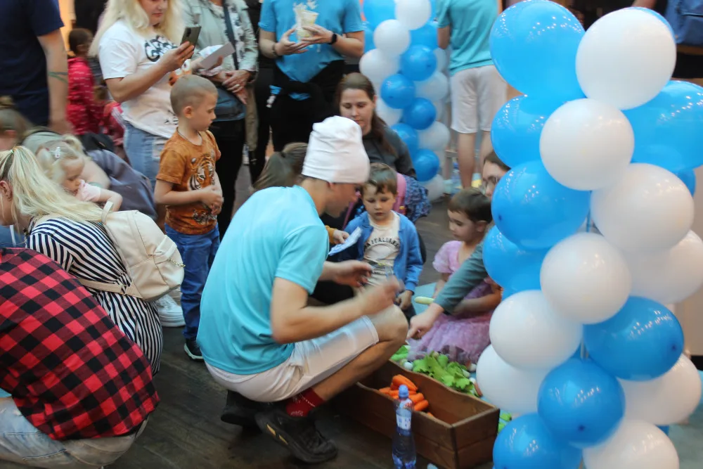 Citypark praská ve švech. Šmoulové lákají davy návštěvníků, hlavně těch nejmenších
