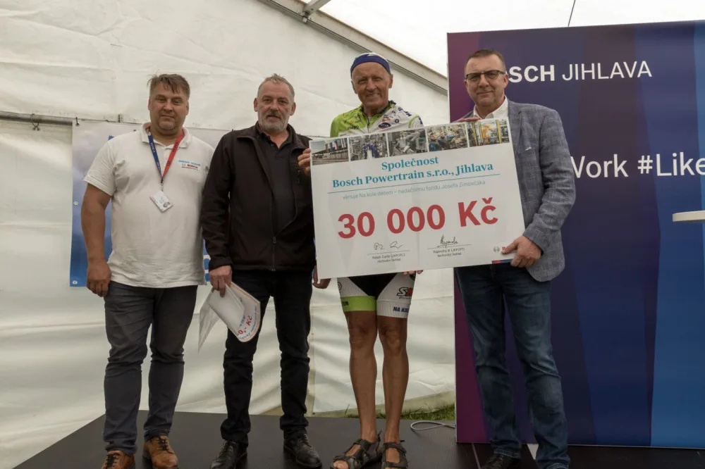 Do práce na kole 2024: Jihlavská firma Bosch Powertrain s.r.o. sestavila i letos největší sportovní tým na Vysočině