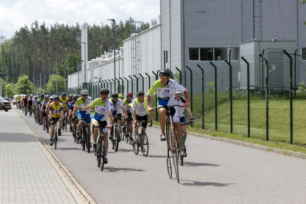 Do práce na kole 2024: Jihlavská firma Bosch Powertrain s.r.o. sestavila i letos největší sportovní tým na Vysočině
