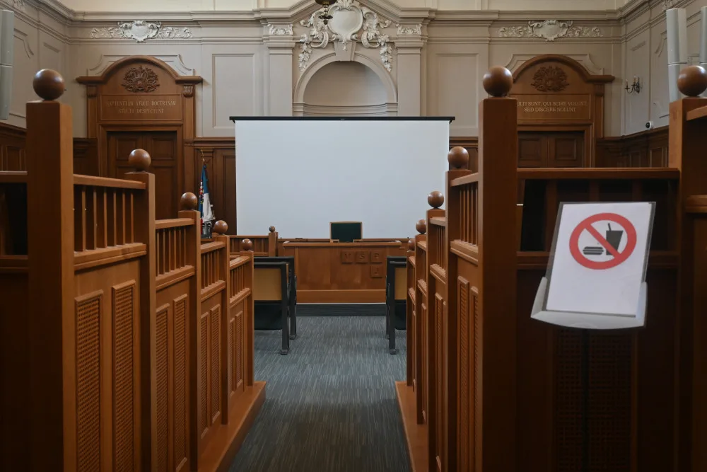 VIDEO: Jihlava může být rájem filmařů. Prohlédli si vysokou školu, Silo, Modetu i helenínskou textilku