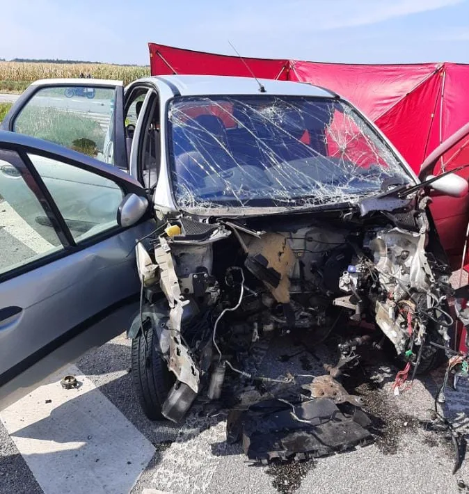 Nehoda na Třebíčsku měla tragické následky, zemřela řidička jednoho z aut. Foto: se souhlasem Policie ČR