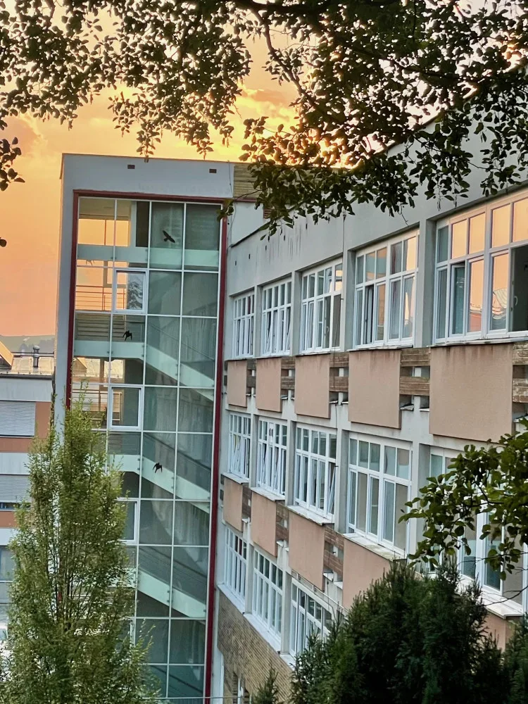 Pavilon z konce sedmdesátých let minulého století v novoměstské nemocnici prochází rekonstrukcí. Foto: se svolením Nemocnice Nové Město na Moravě