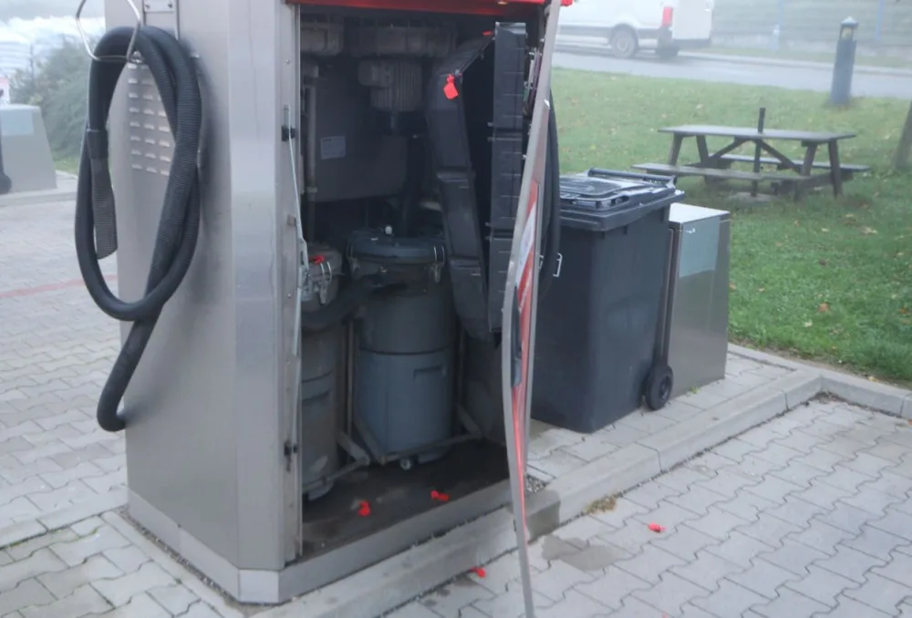 Policisté dopadli muže, který kradl peníze z automatů u myček a neplatil u benzinek. Foto: se svolením Policie ČR