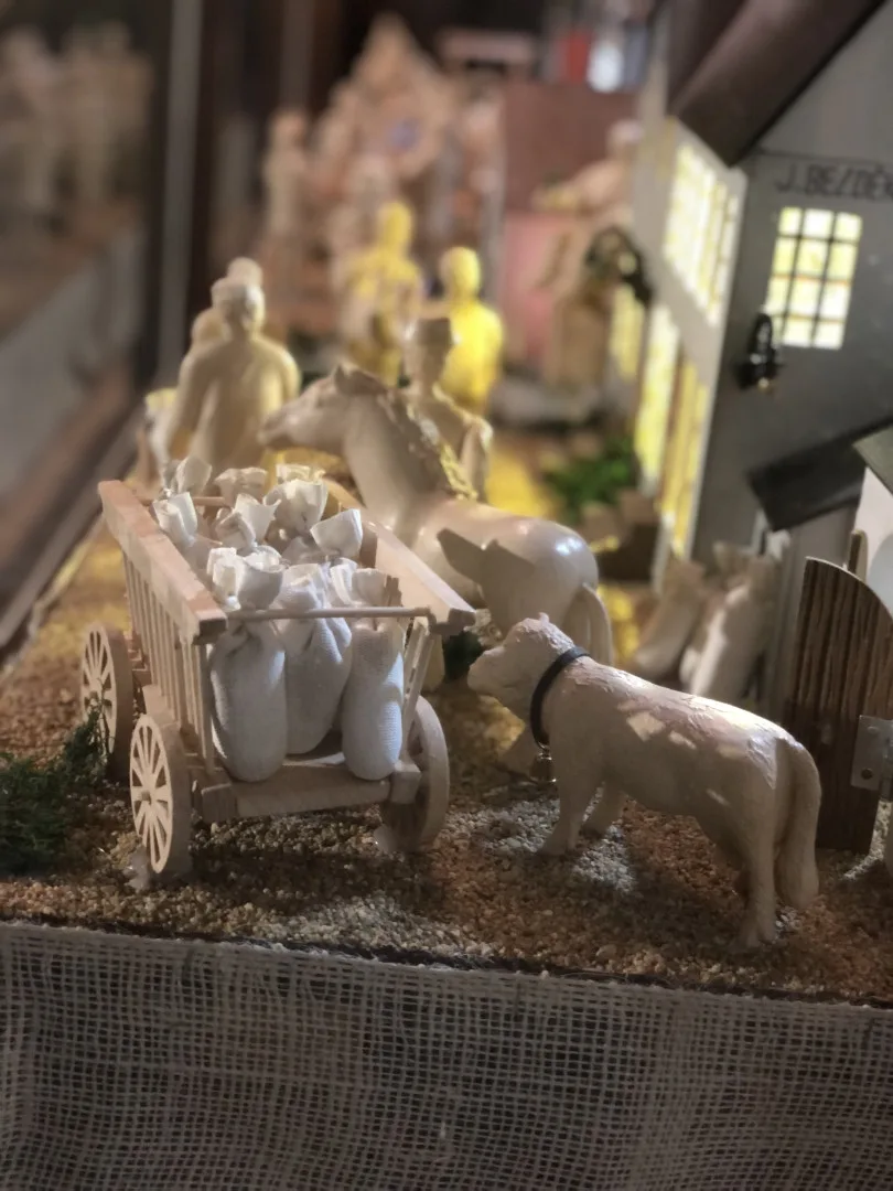 VIDEO: Lidé v Rohozné znovu obdivují pohyblivý betlém s hlasem Ondry Vetchého. Vznikal osm měsíců