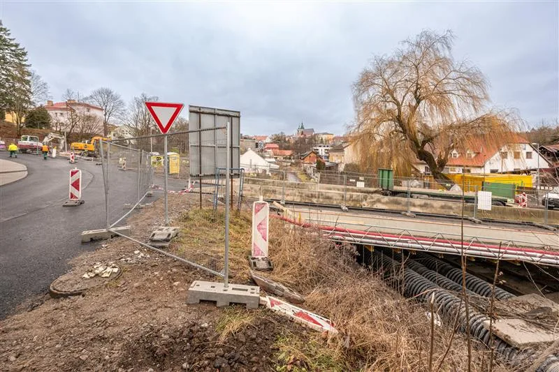 Most u klavírky je provizorně otevřen pro auta i chodce, uleví se tím dopravě v centru. Foto: Se svolením Města Jihlava