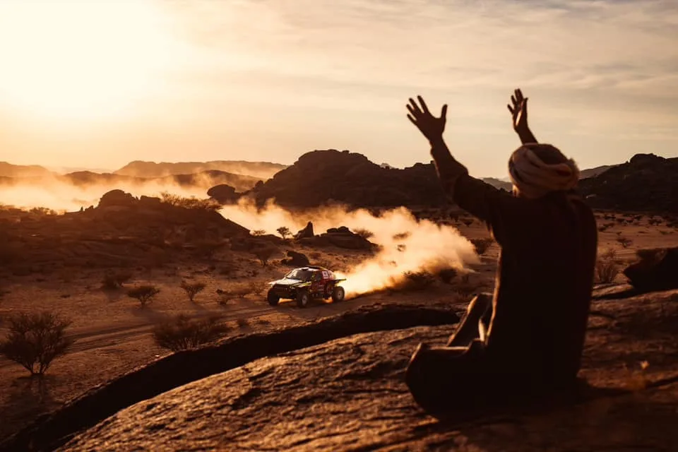 Martin Prokop startuje do své desáté Rally Dakar. Štěstí mu přišel popřát i prezident Petr Pavel