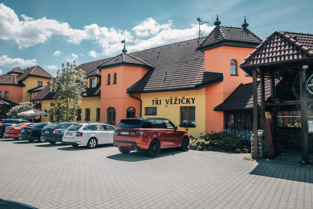 Konec po 25 letech. Restaurant Tři Věžičky z rodinných důvodů definitivně zavírá. Foto: Restaurant Tři Věžičky, Jihlava (facebook)