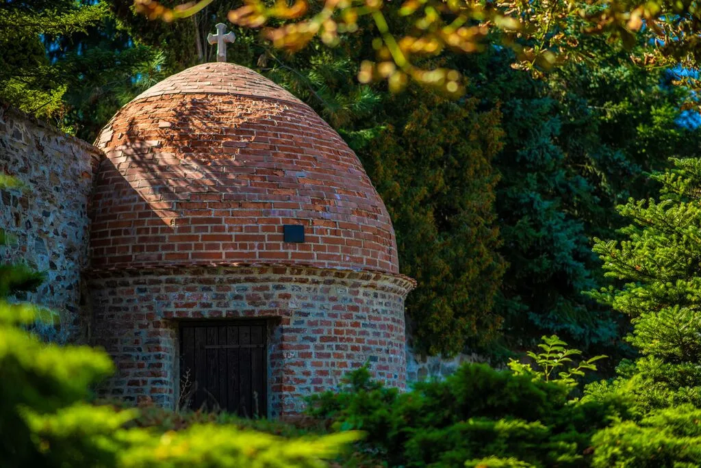 Vzdušník, pozůstatek středověkého vodovodu, foto: Jakub Mertl