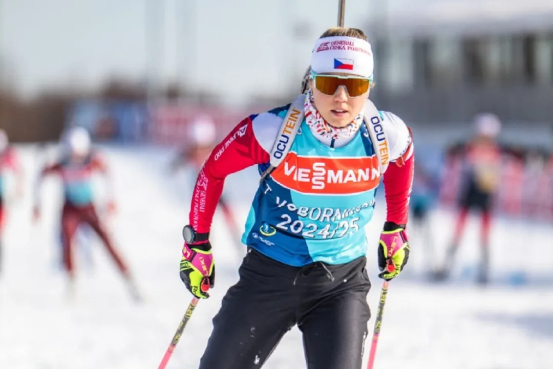 Biatlonistka Voborníková ve stíhačce v Novém Městě nejprve klesla na 27. místo, v cíli byla patnáctá. Foto: Se souhlasem Českého biatlonu
