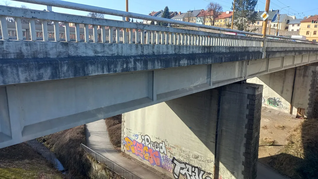Znojemský most bude po opravě sloužit sto let, jihlavští zastupitelé vidí šanci. Kraj Vysočina se diskuzi nebrání