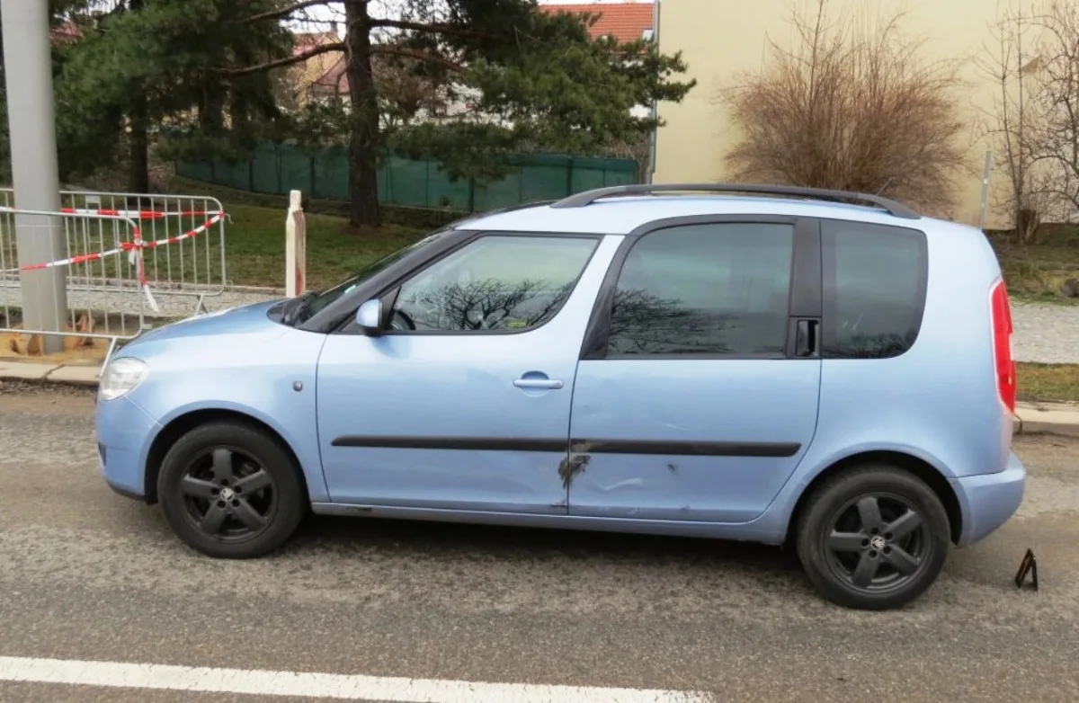 Policisté hledají svědky páteční nehody, která se stala v Jihlavě