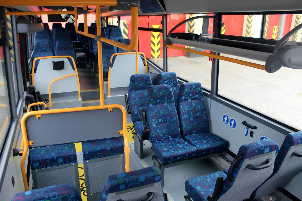 Na Jihlavsku dnes poprvé vyjel dopravce ČSAD Autobusy České Budějovice. Jezdí novými autobusy Iveco. Foto: Busem Vysočina (facebook)