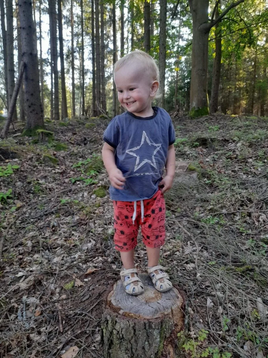 Lidé nejen v Třešti po celý duben běhají pro malého Janka, který je onkologickým pacientem