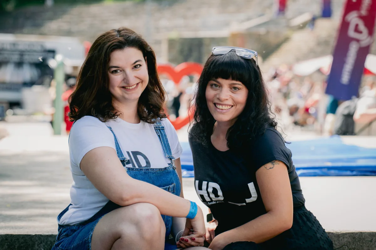 Produkční a choreografka HD_J Anna Korba Vanacká a Ruth Denčevová, která zaštiťuje PR a marketing Horáckého divadla. Foto: Jan Fuchs