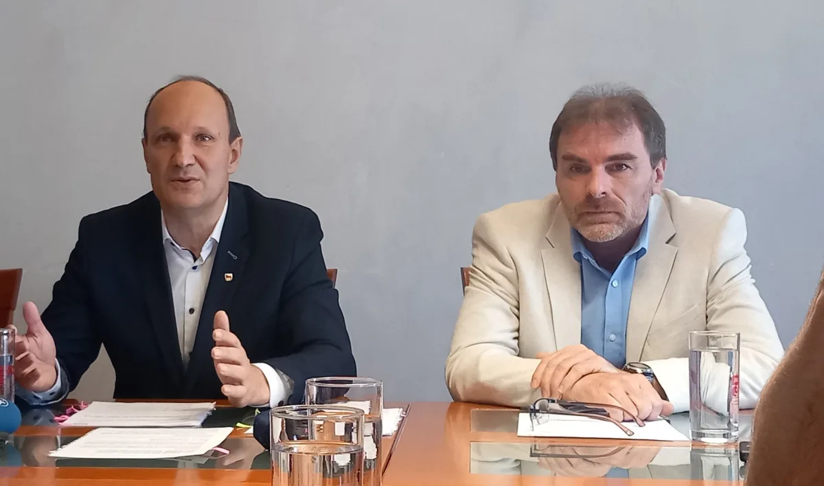 Primátor Petr Ryška (vlevo) a náměstek Radek Popelka (vpravo).