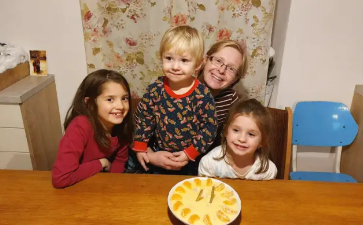 Maminka z Jihlavska zemřela při nehodě. Zanechala tu manžela a tři malé děti