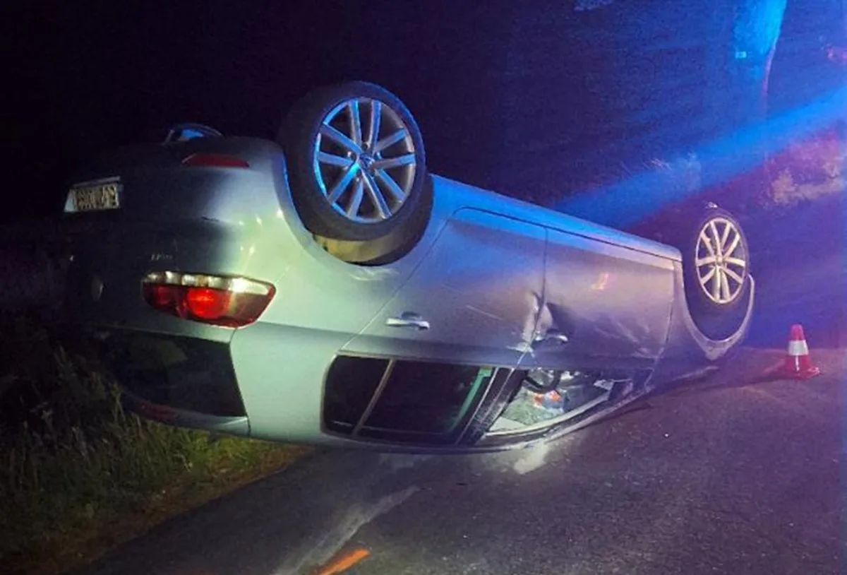Na Havlíčkobrodsku otočil auto na střechu řidič, který měl přes dvě a půl promile. Foto: Se svolením Policie ČR