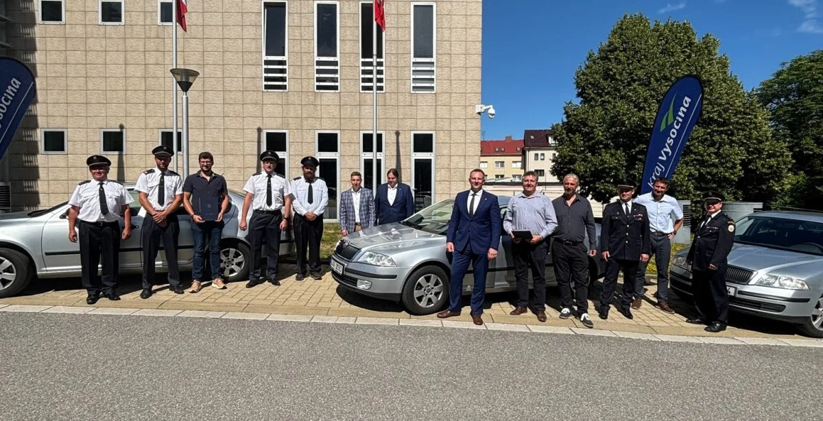 Nová praxe. Vyřazené automobily dává hejtmanství zdarma hasičům nebo obcím. Foto: Se svolením Kraje Vysočina