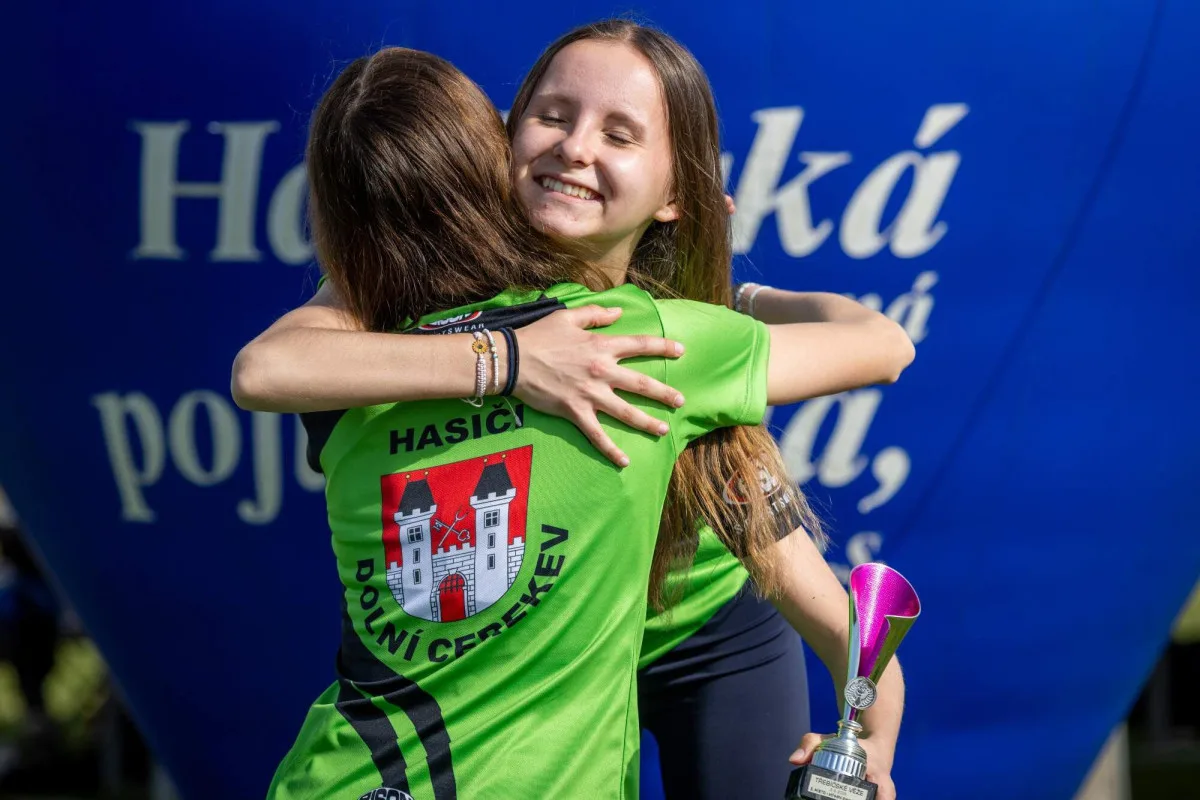 Máme štěstí na trenéra a na skvělou partu, říkají úspěšné hasičky z Dolní Cerekve