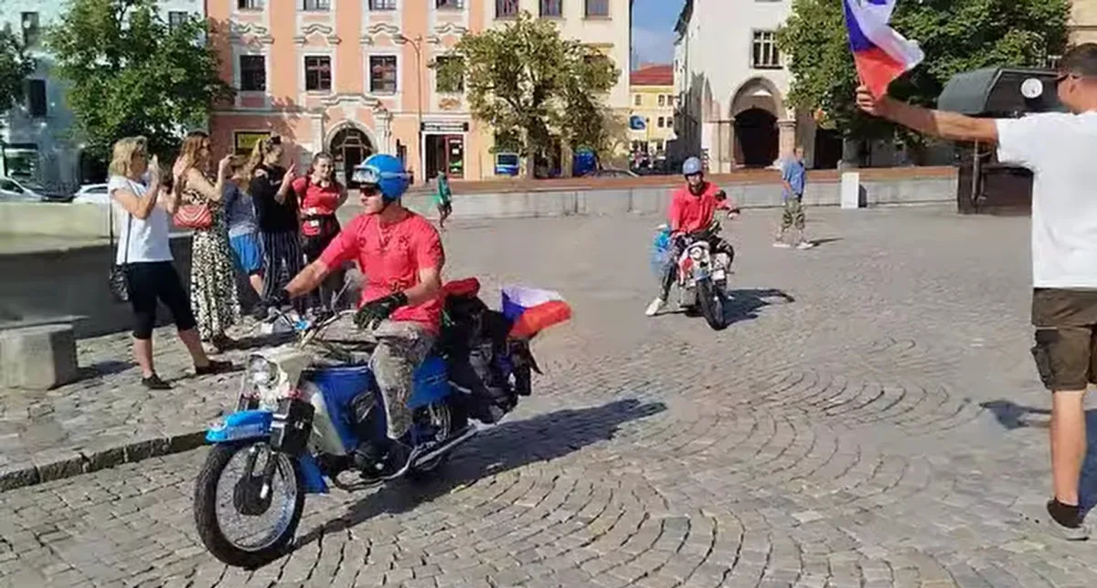 Pionýry z Jihlavska zase jedou do světa. Cílem je vyfotit se před Koloseem, říkají mladí dobrodruzi