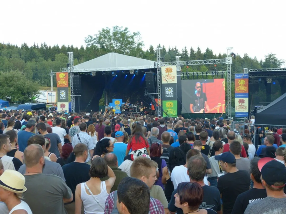 Kulturní tipy: Festivaly budou na Čeřínku a v Lukách, Marek Ztracený v Jihlavě.