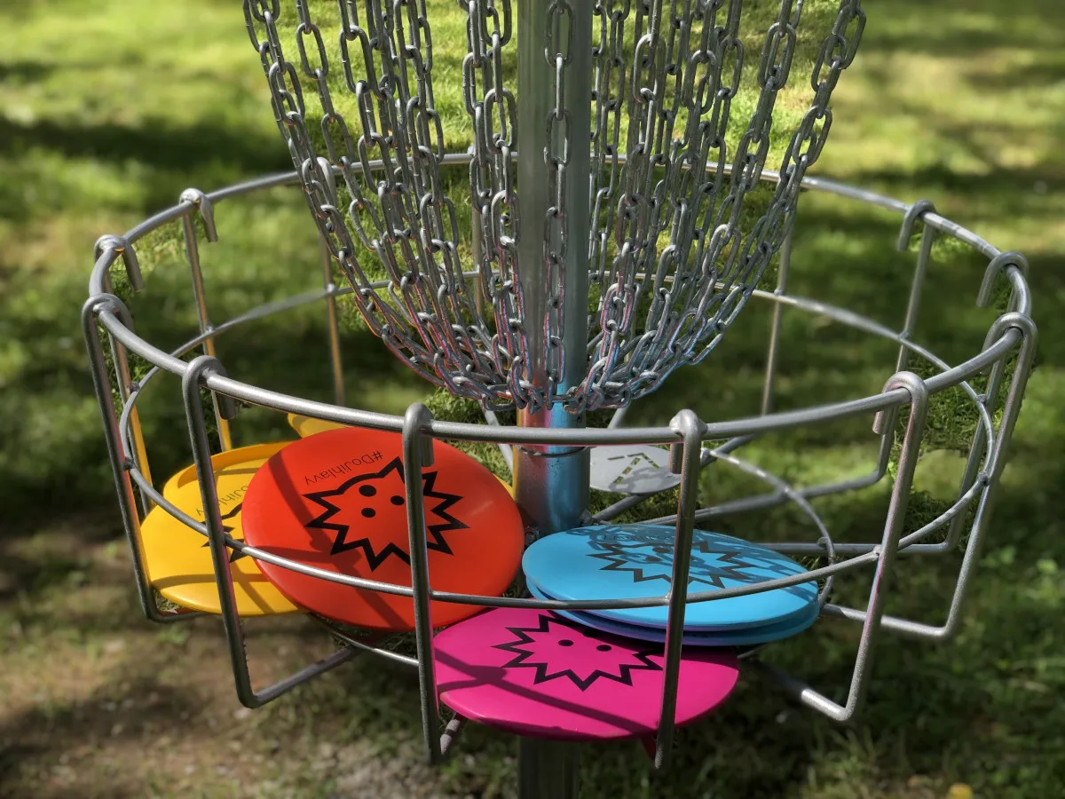 Jihlavská Drbna zve na setkání s čtenáři: Budeme povídat a zahrajeme si discgolf