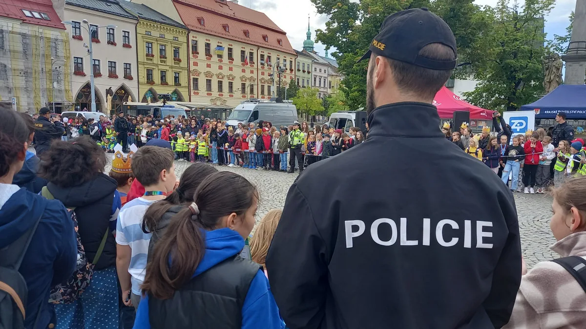 FOTO: Policie se v Jihlavě ukázala malým i velkým. Velký zájem vzbudilo Ferrari