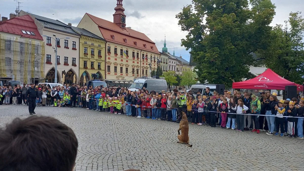 FOTO: Policie se v Jihlavě ukázala malým i velkým. Velký zájem vzbudilo Ferrari